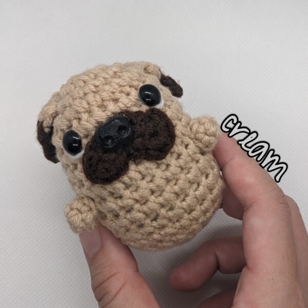 PhotoGrid_Site_1739716247552 Pug